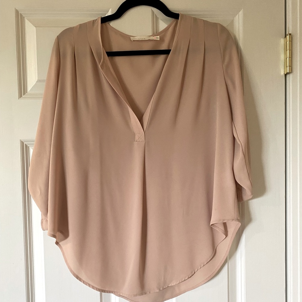 Lush mauve top size xs but oversized